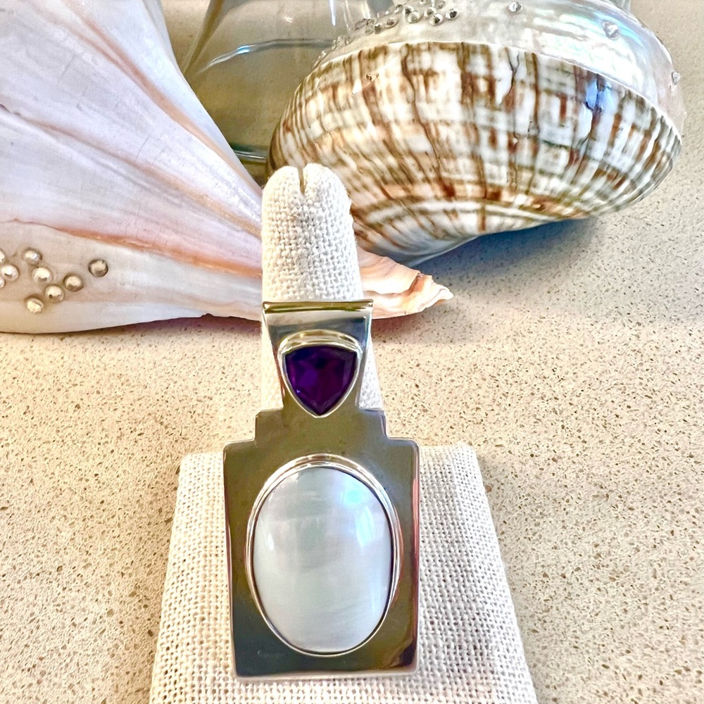 Amethyst & Osmena Pearl Pendant set in Sterling Silver on 18”  Silver Chain